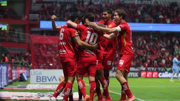 06 Toluca elimina